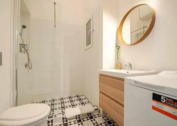 아파트 Kiraly No1 *