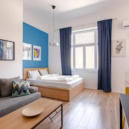 Kiraly No1 * Budapeste